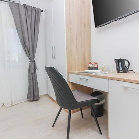 Rooms Zemunik Donji Zemunik Exteriör bild