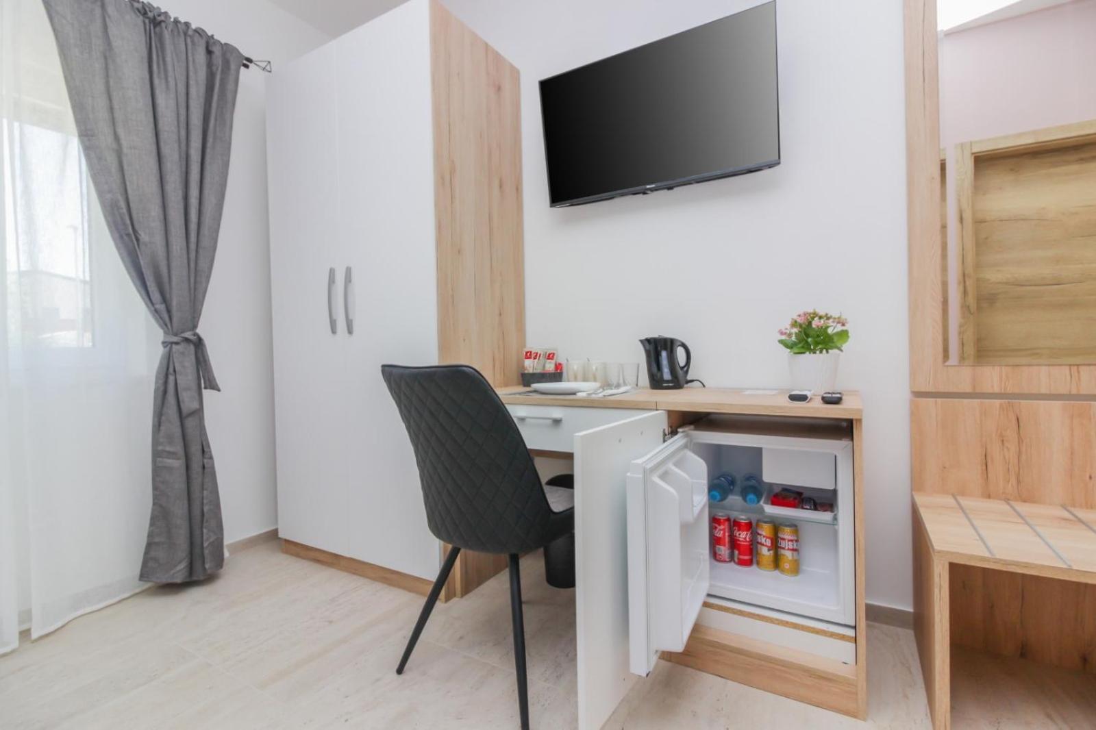 Rooms Zemunik Donji Zemunik Exteriör bild