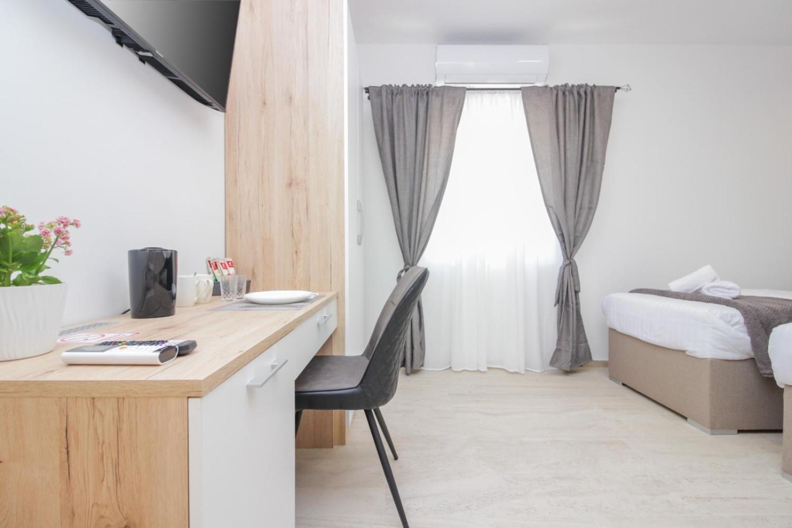 Rooms Zemunik Donji Zemunik Exteriör bild